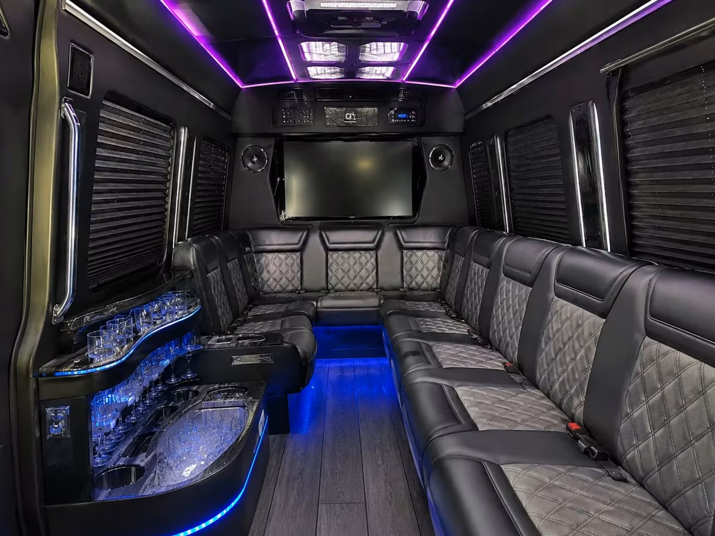group airport transfers to and from norfolk international airport made easy